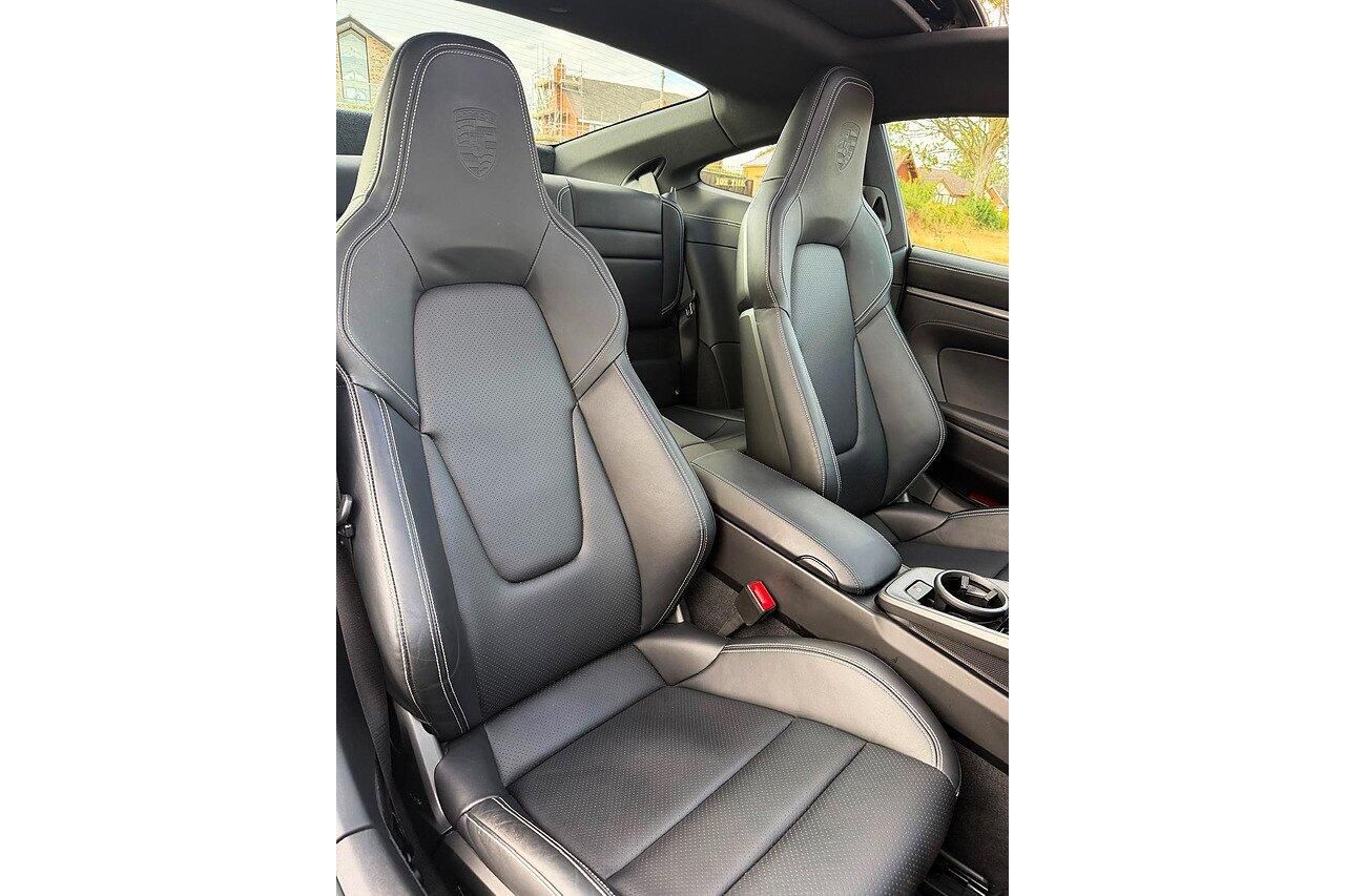PORSCHE 911 [992] CARRERA COUPE 2dr PDK for sale UK - Slide 9