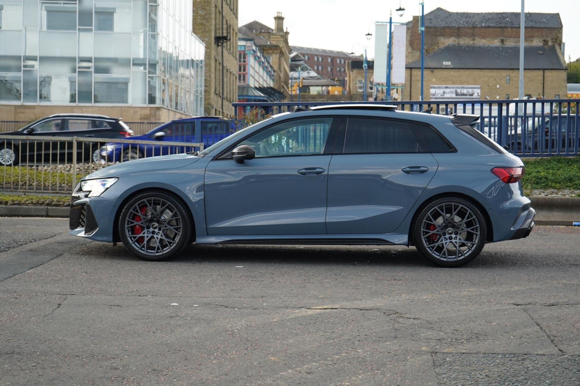 AUDI RS3 RS 3 SPORTBACK RS 3 TFSI Quattro Carbon Vorsprung 5dr S Tronic for sale UK - Slide 8