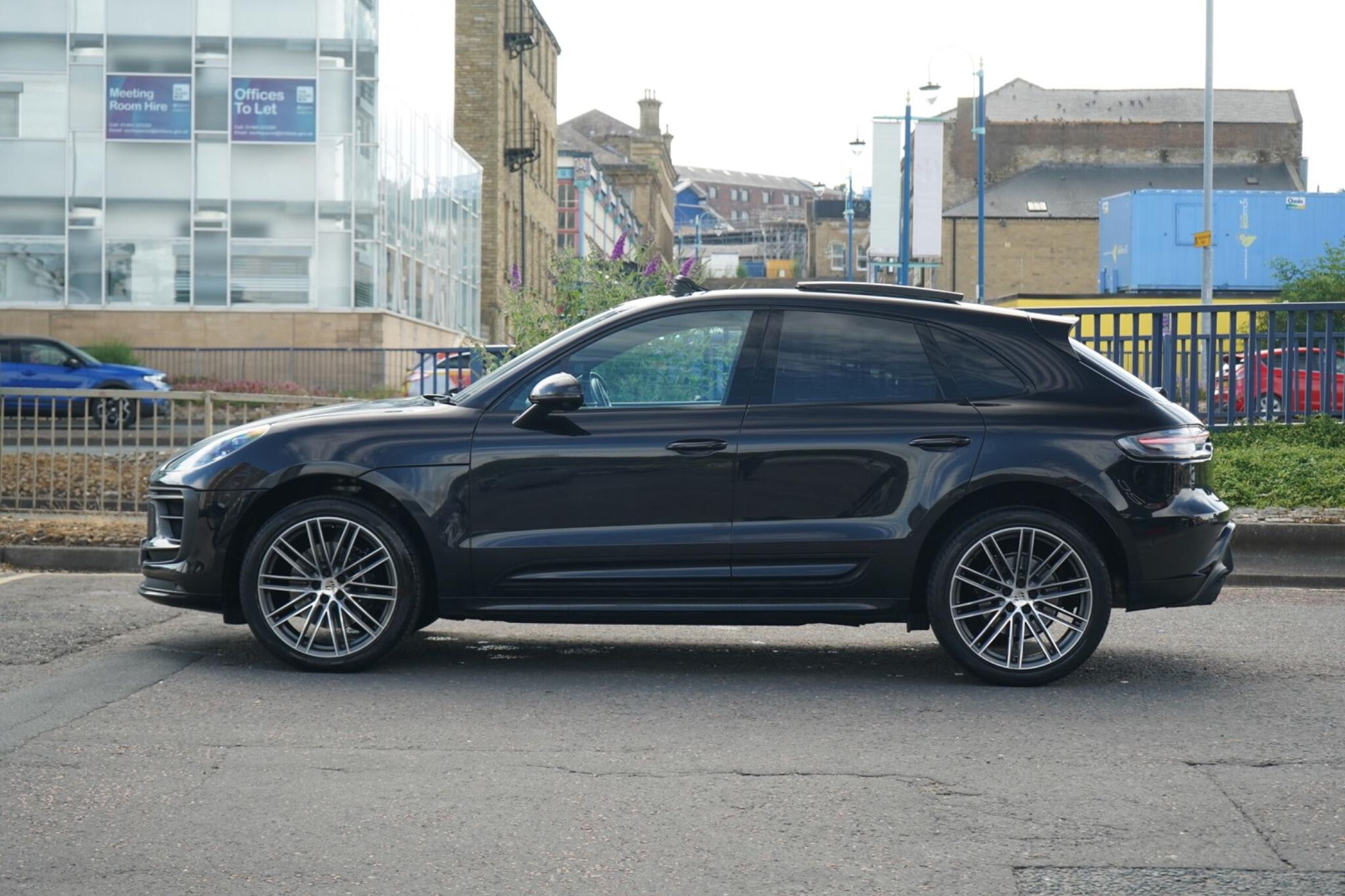 PORSCHE MACAN ESTATE S 5dr PDK for sale UK - Slide 8