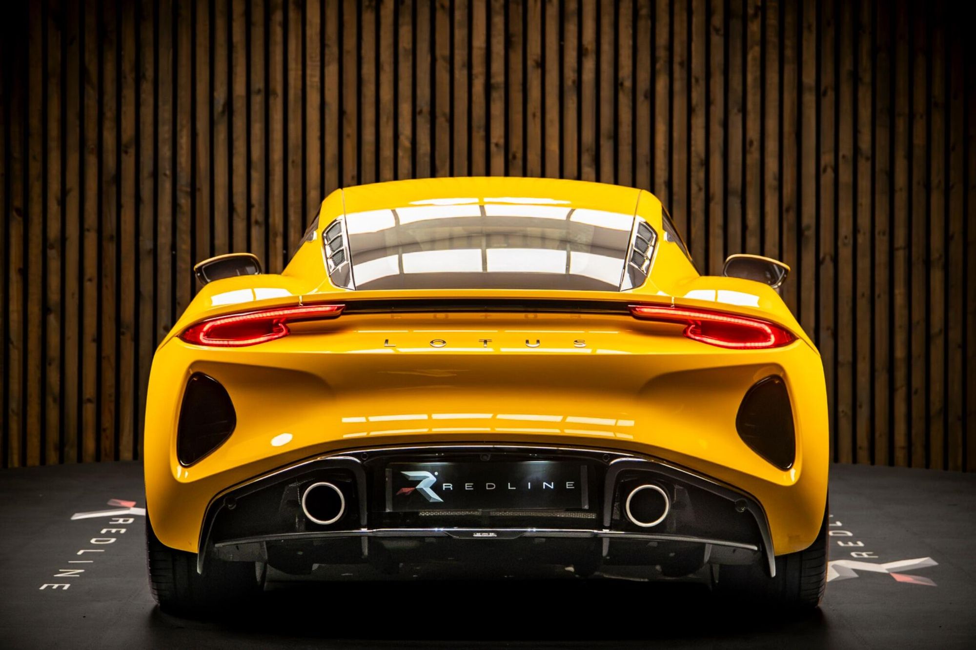 LOTUS EMIRA COUPE SPECIAL EDITION 3.5 V6 First Edition 2dr for sale UK - Slide 6