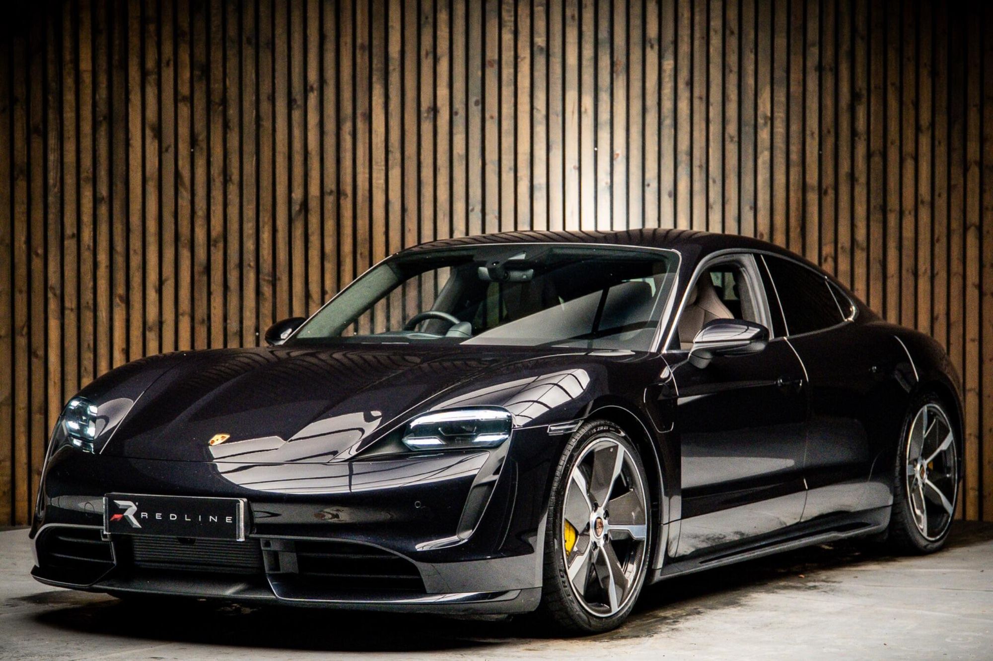 PORSCHE TAYCAN SALOON 500kW Turbo 93kWh 4dr Auto for sale UK - Slide 8