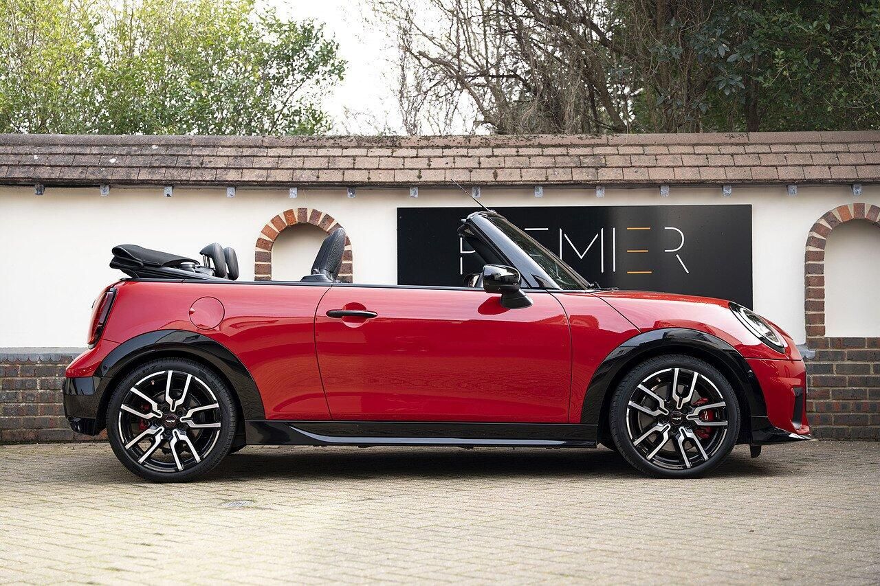 MINI COOPER CONVERTIBLE 2.0 John Cooper Works 2dr Auto for sale UK - Slide 6