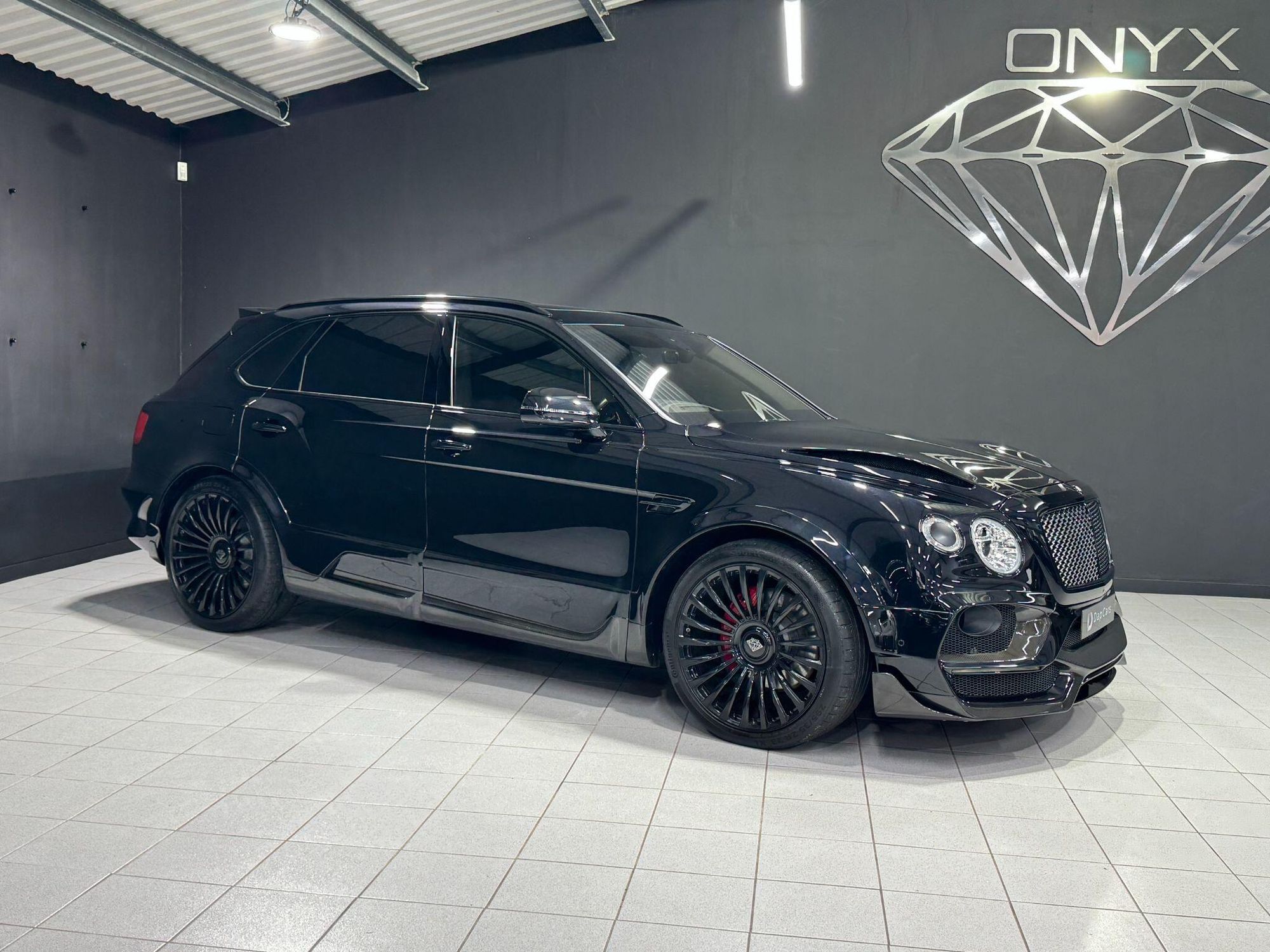 BENTLEY BENTAYGA ESTATE 6.0 W12 5dr Auto for sale UK - Slide 7