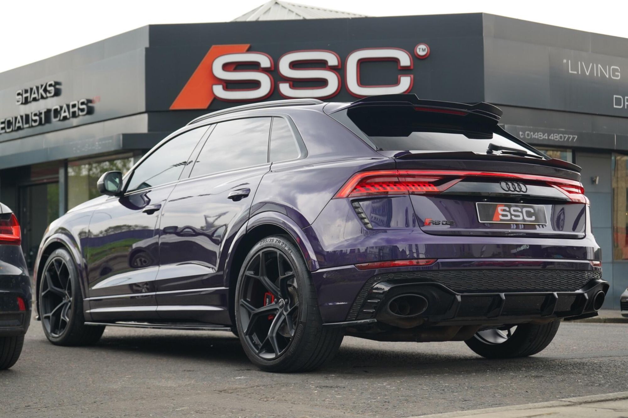 AUDI Q8 ESTATE SQ8 TFSI Quattro Vorsprung 5dr Tiptronic for sale UK - Slide 2