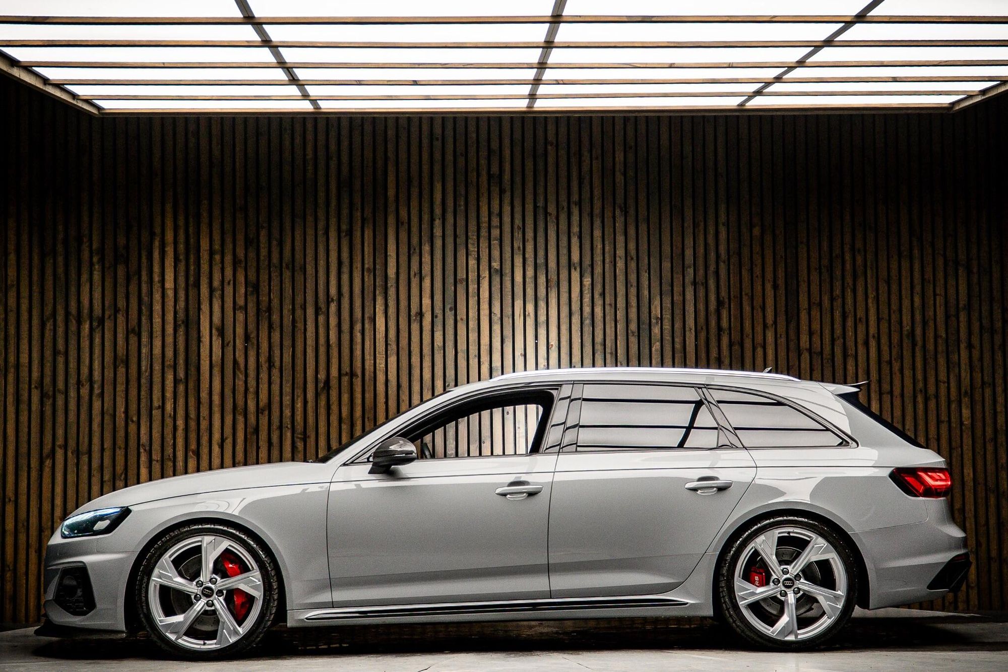 AUDI RS4 RS 4 AVANT RS 4 TFSI Quattro 5dr Tiptronic for sale UK - Slide 7