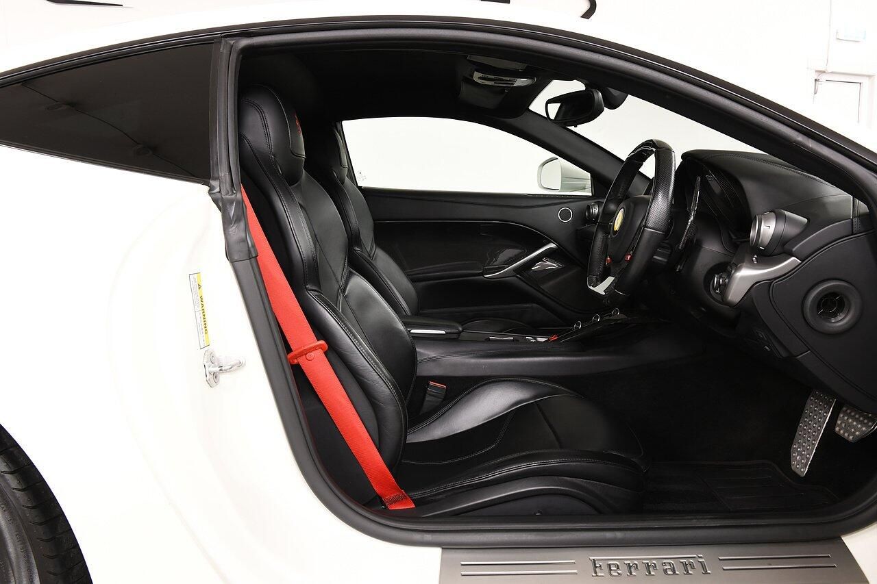 FERRARI F12 BERLINETTA COUPE 2dr Auto [HELE] for sale UK - Slide 6