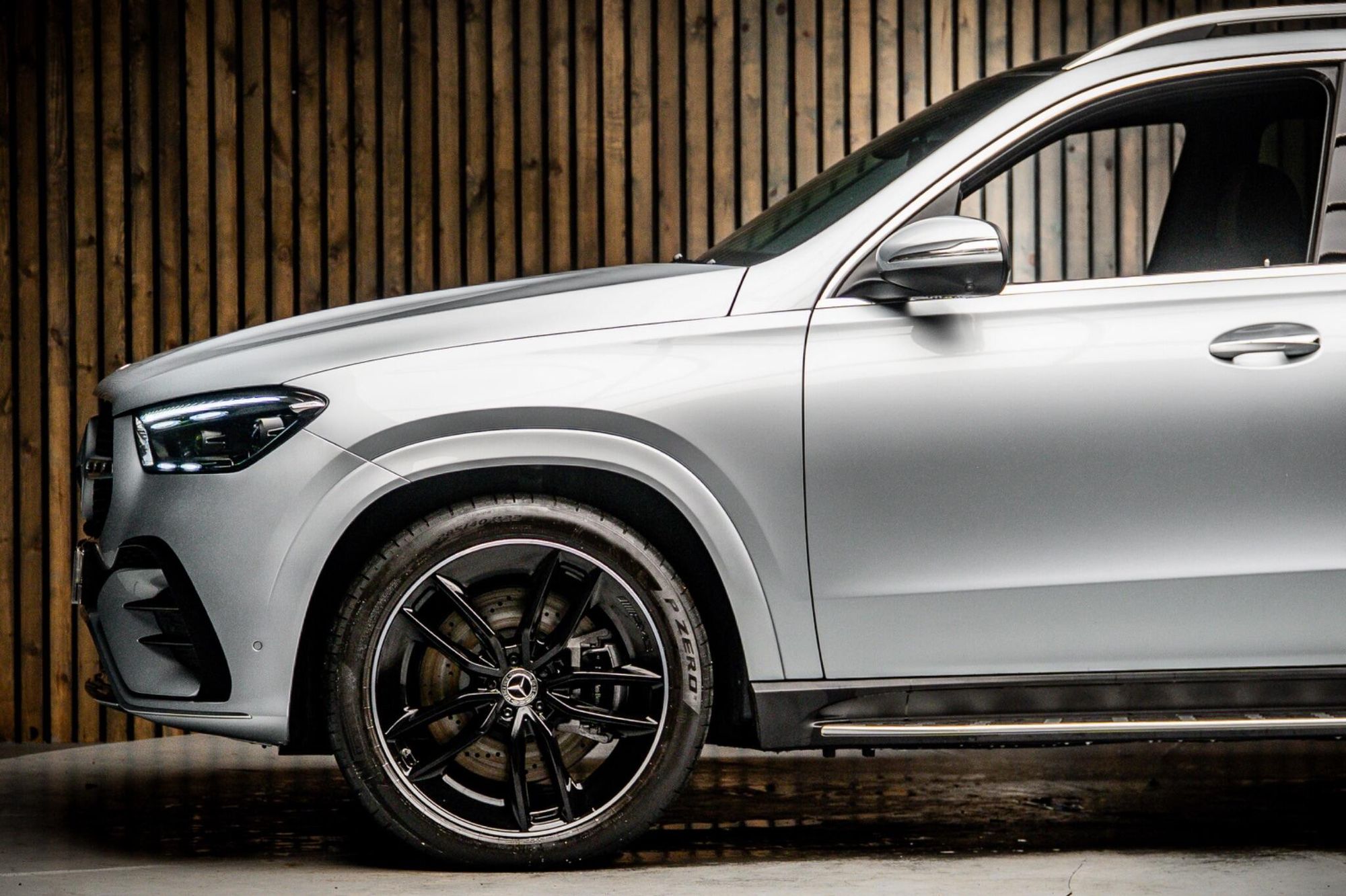 MERCEDES-BENZ GLE DIESEL ESTATE GLE 450d 4Matic AMG Line 5dr 9G-Tronic [7 Seat] for sale UK - Slide 9