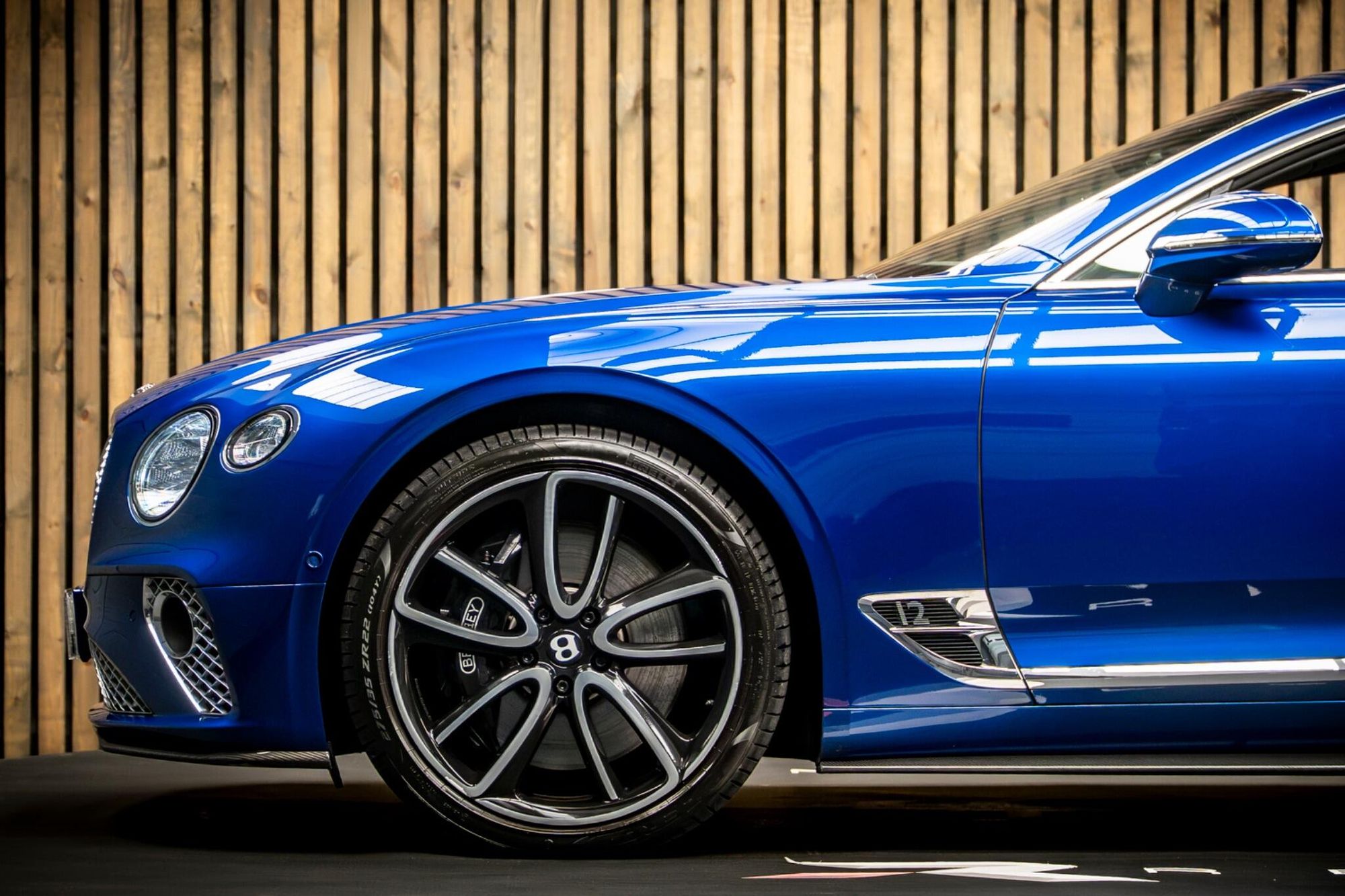 BENTLEY CONTINENTAL GT COUPE 6.0 W12 2dr Auto for sale UK - Slide 10