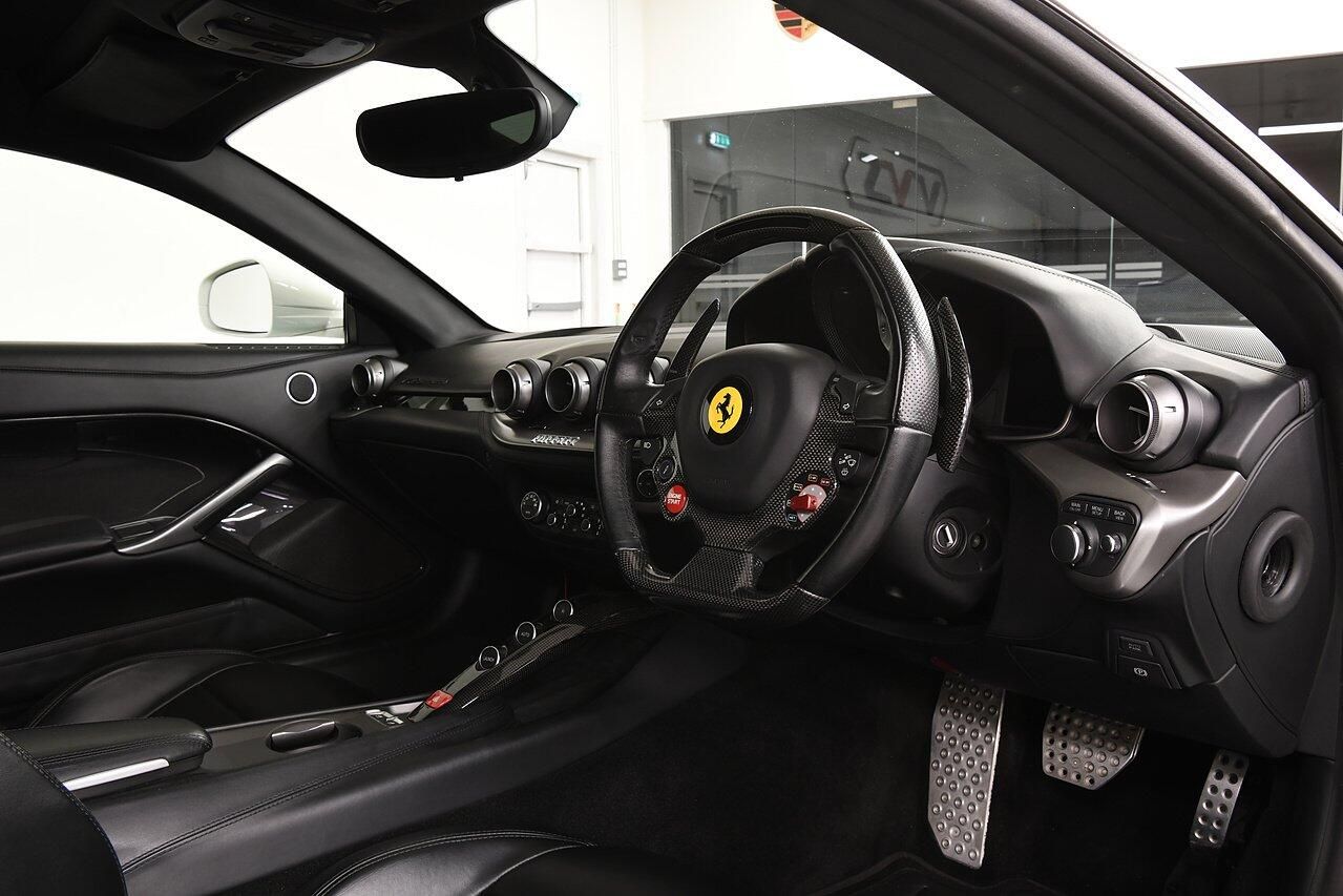FERRARI F12 BERLINETTA COUPE 2dr Auto [HELE] for sale UK - Slide 4