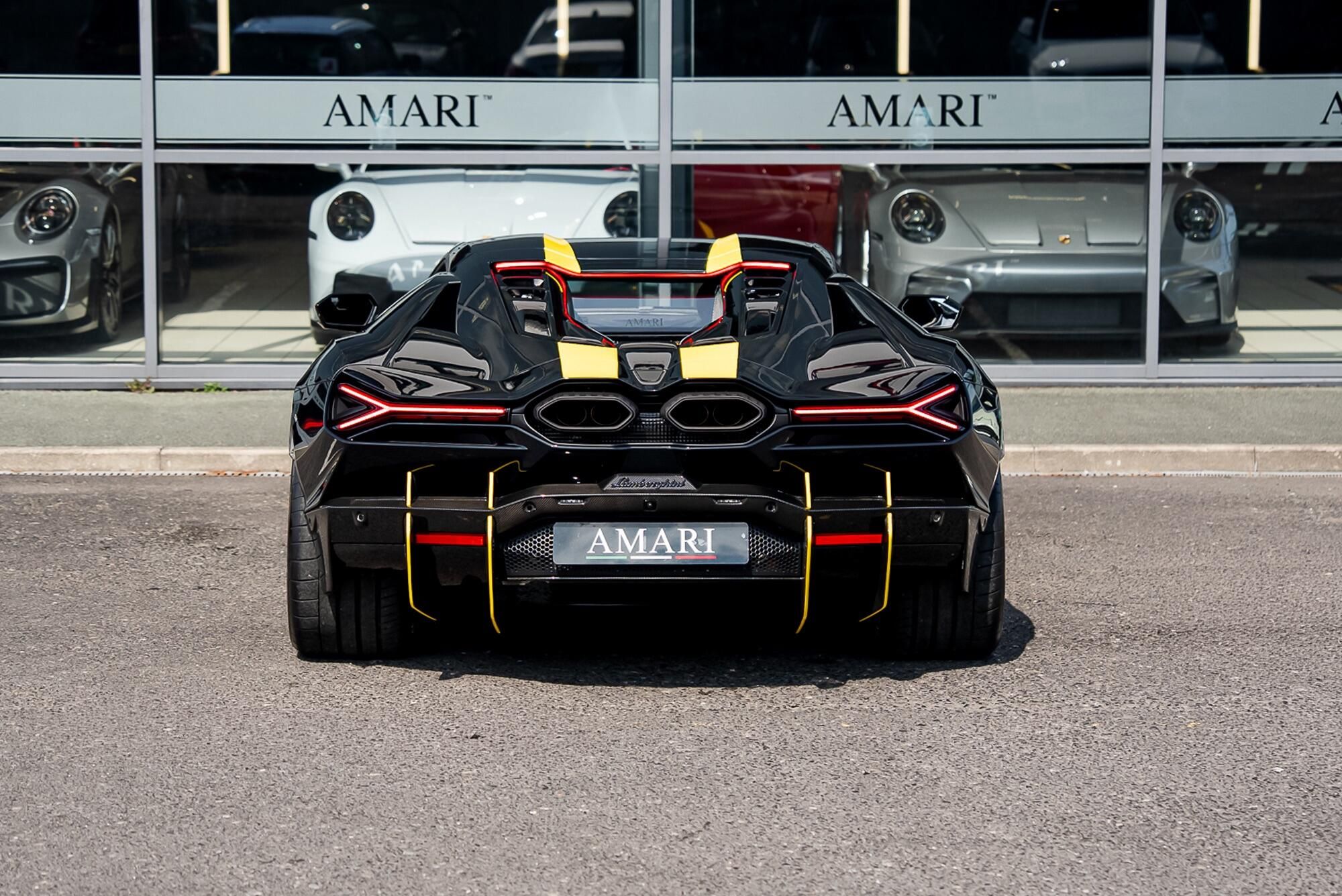 LAMBORGHINI REVUELTO COUPE 6.5 V12 1015 PHEV 2dr DCT for sale UK - Slide 5