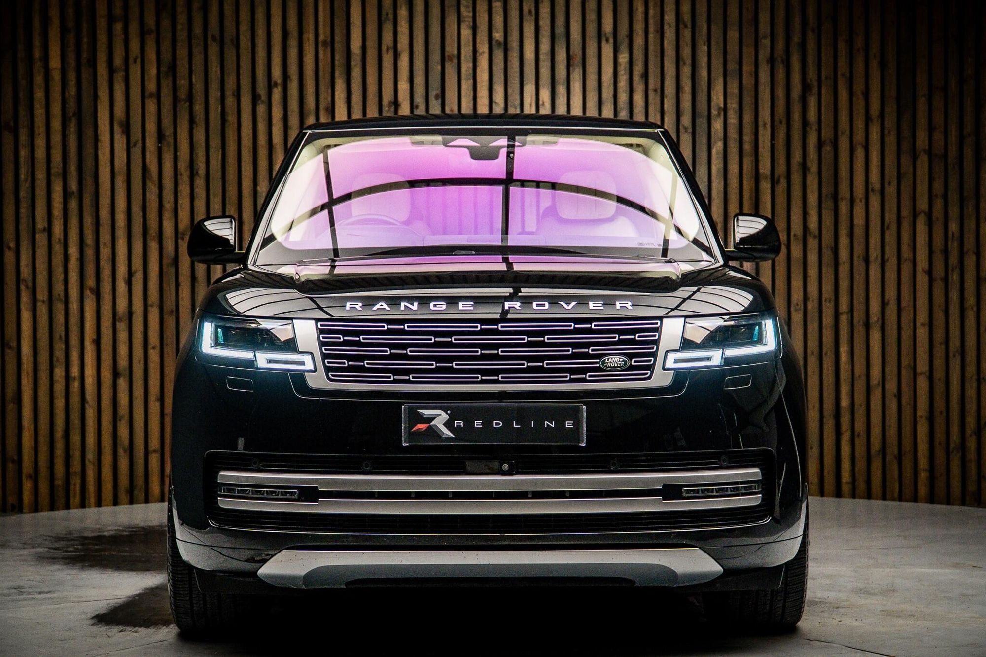 LAND ROVER RANGE ROVER ESTATE 3.0 P400 Autobiography LWB 4dr Auto for sale UK - Slide 5